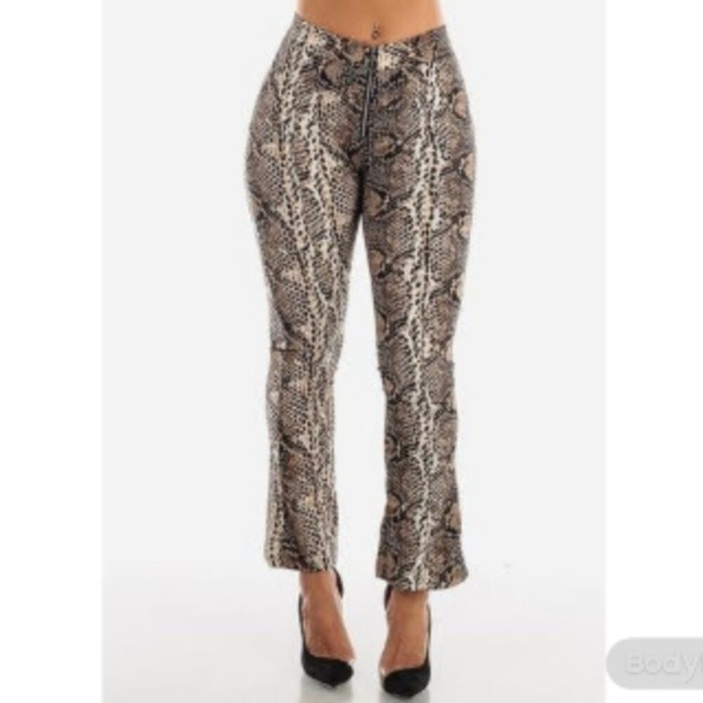 Vibrant Brown Snake Pants M